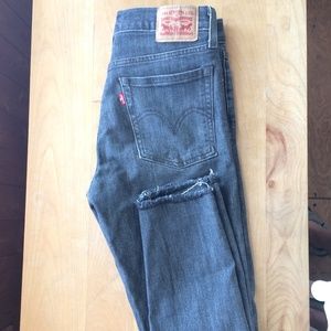 Levi's black jeans
